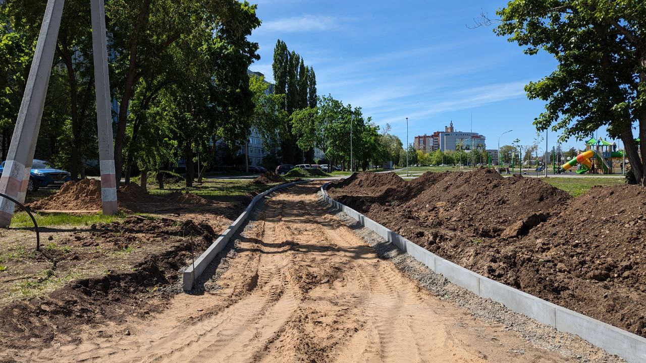 В Балакове продолжается благоустройство парка «Центральный»