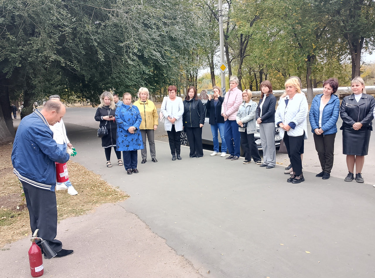 В центре занятости населения проведена учебная пожарная эвакуация сотрудников и посетителей