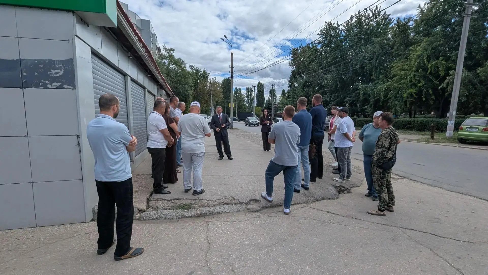 Сергей Барулин: улицу Торговую нужно приводить в порядок и благоустраивать