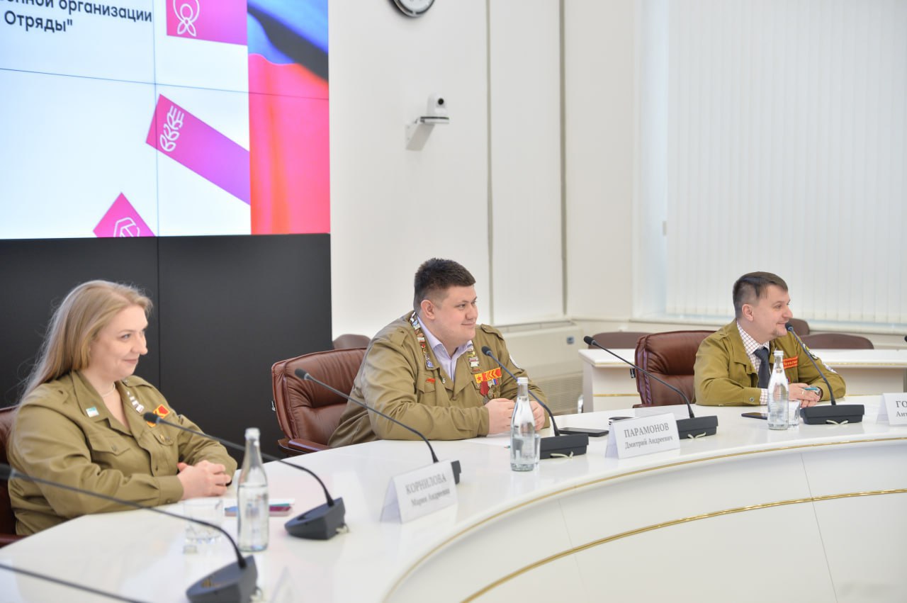 Роман Бусаргин: лучший студенческий отряд получит переходящее знамя