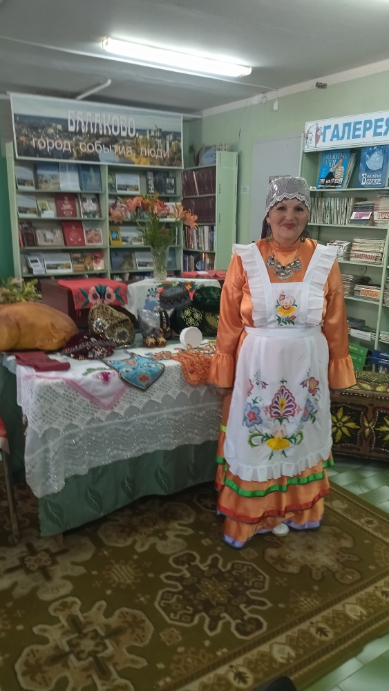 Звени, звени, златая Русь