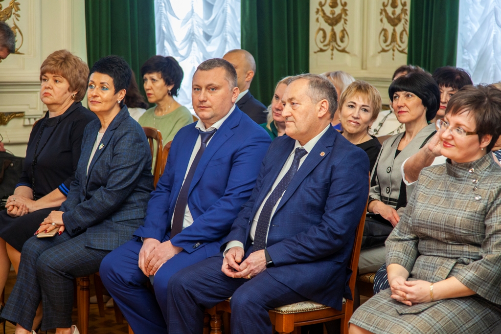 Сегодня в Усадьбе П.М. Мальцева состоялась торжественная церемония награждения победителей и призеров конкурса «Учитель года – 2023»