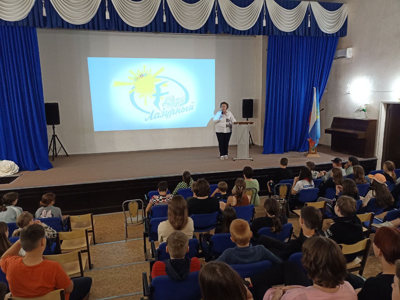 Специалисты Кадрового центра Балаковского района провели групповые консультации «Моя мечта о будущей профессии» в ГАУ СО СОЦ «Лазурный» 