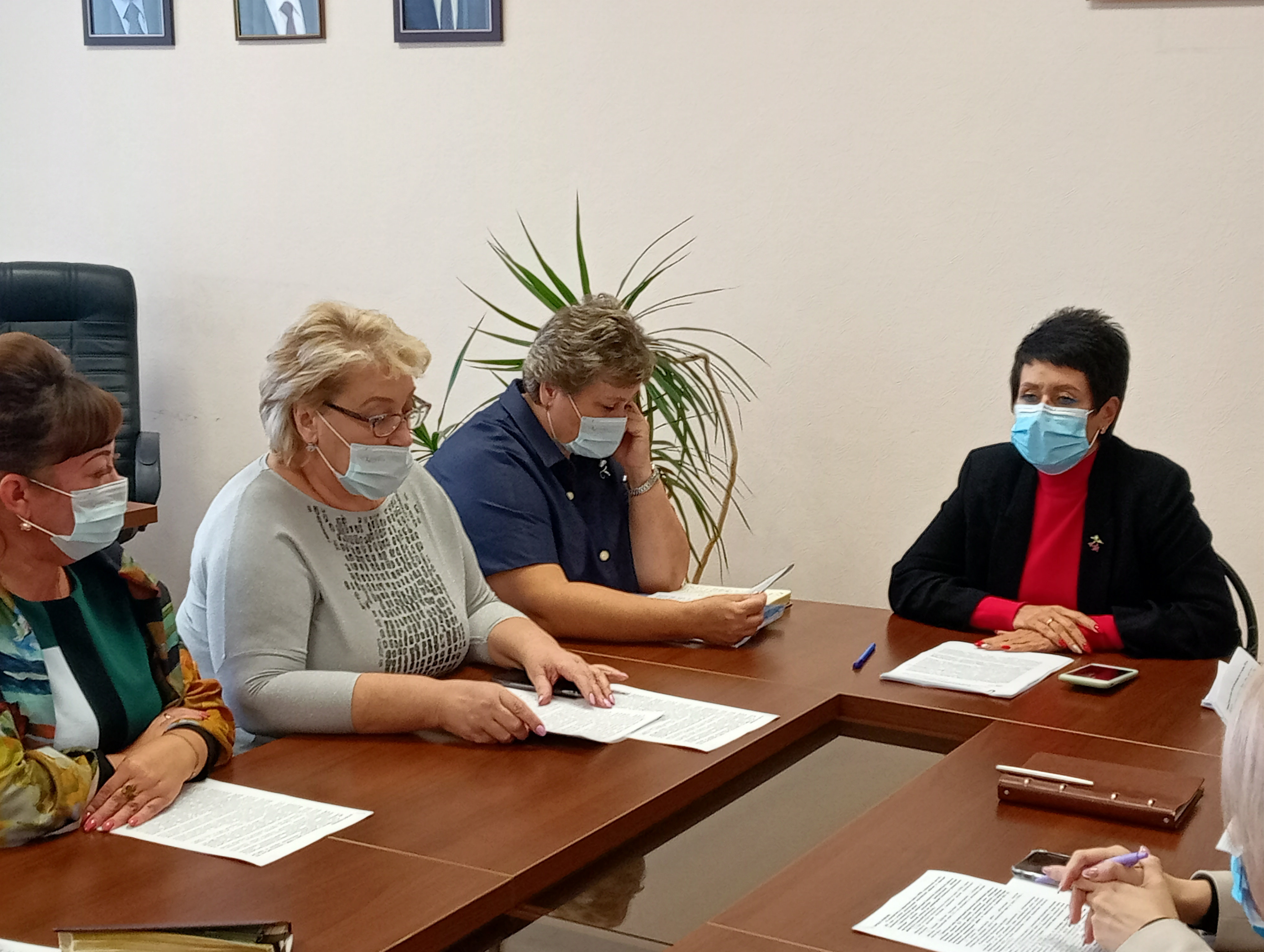 С сегодняшнего дня в объекты соцсферы города Балаково начали подавать тепло