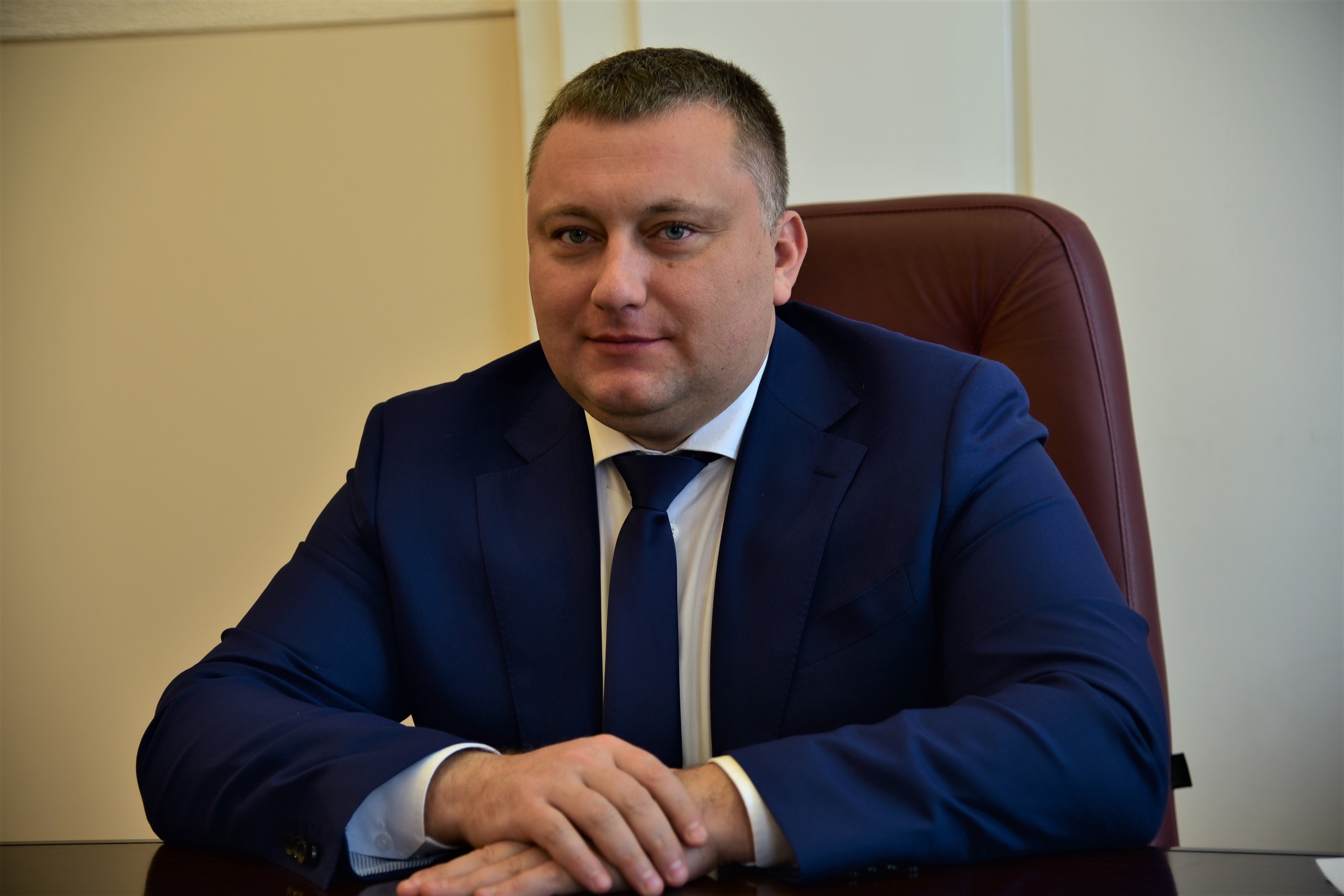 Поздравляю вас с  профессиональным праздником, уважаемые химики!