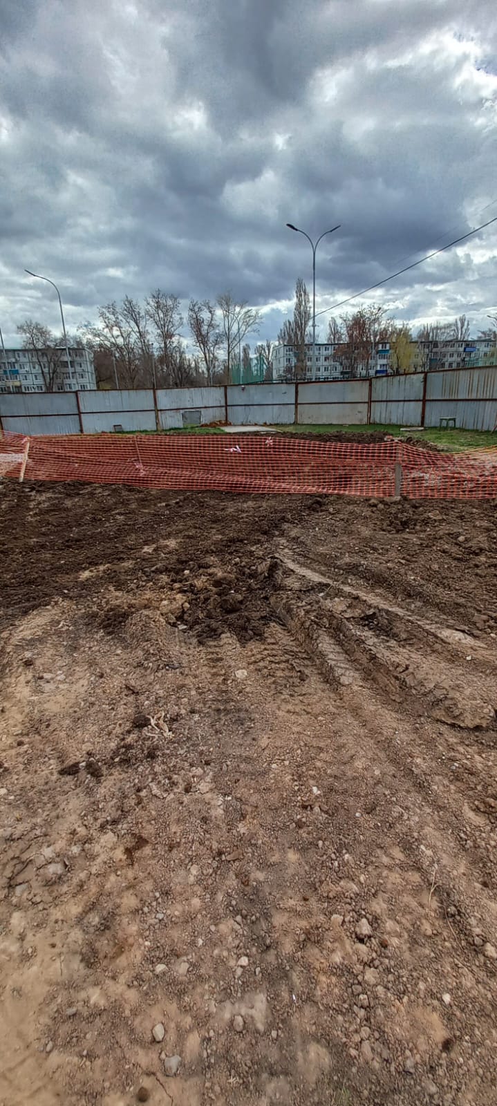 Сотрудники МУП «Балаково-Водоканал» заменили канализационный коллектор в районе школы №13