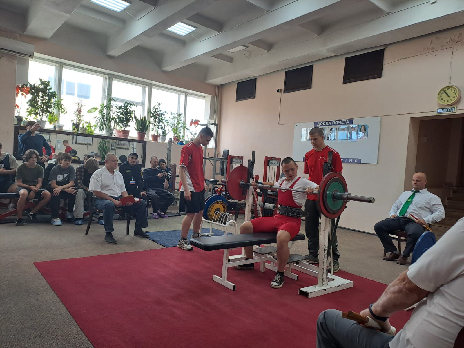 В Балаково прошел чемпионат по пауэрлифтингу
