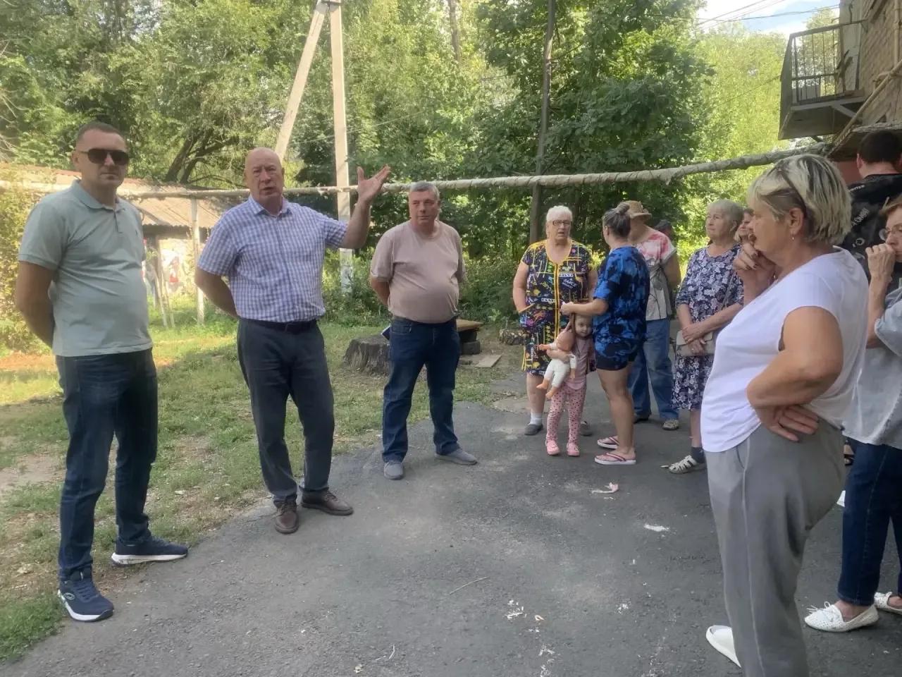 По поручению  главы Балаковского района Сергея Барулина в Балаково прошел поквартирный обход в домах, где отключили газ и выявили нарушения