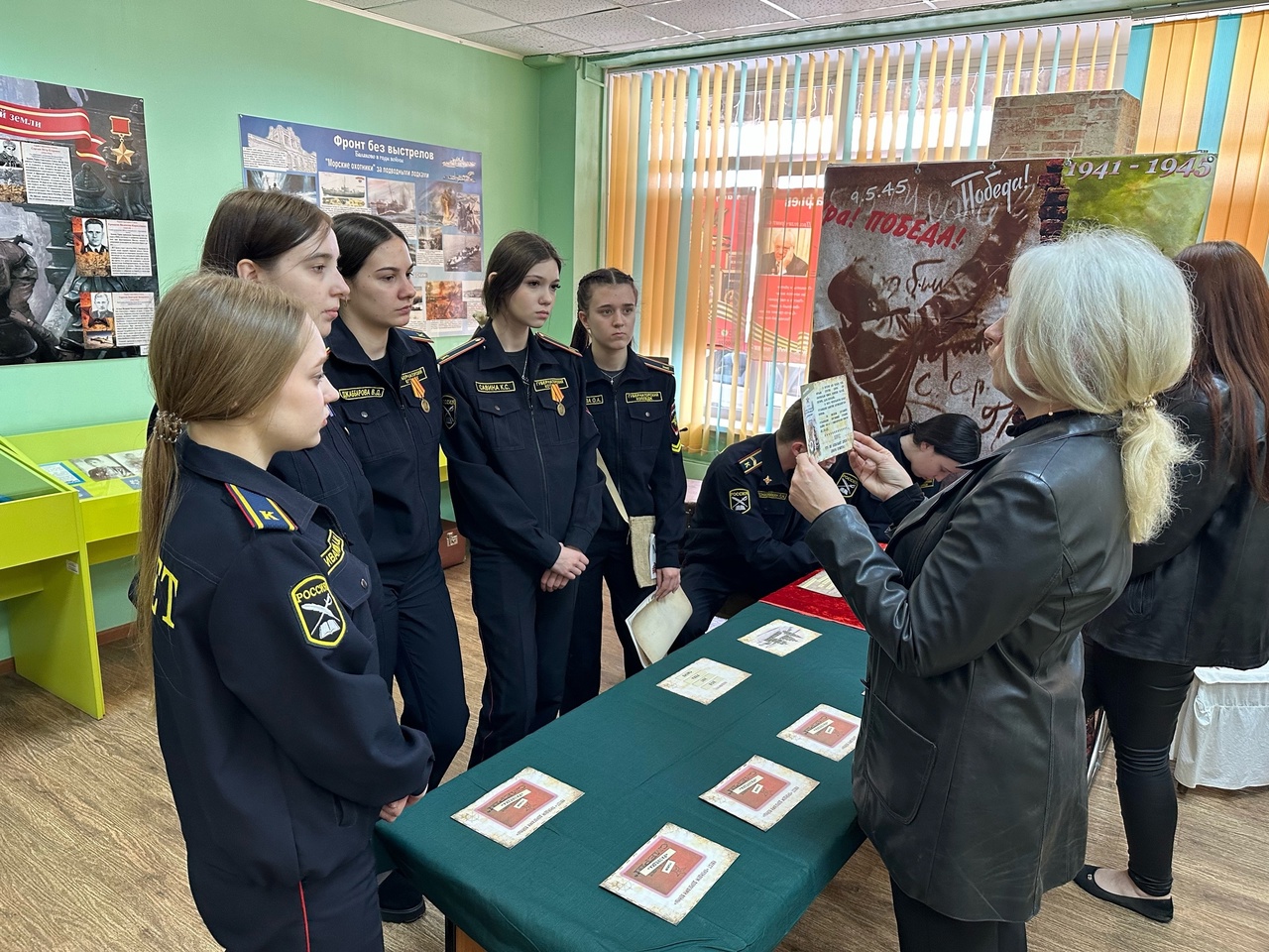 К 80-летию Великой Победы сотрудники городской центральной библиотеки разработали историко-патриотический квест «Пройдём дорогами войны»