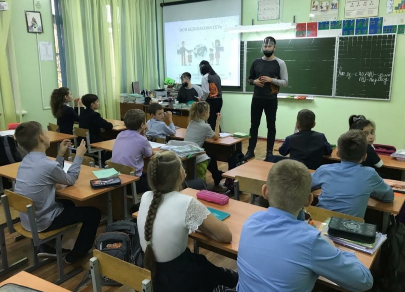 23 октября МАОУ СОШ N18 присоединилась к Проекту «Цифровой патруль «Хакеру.netvеr. 2.0»