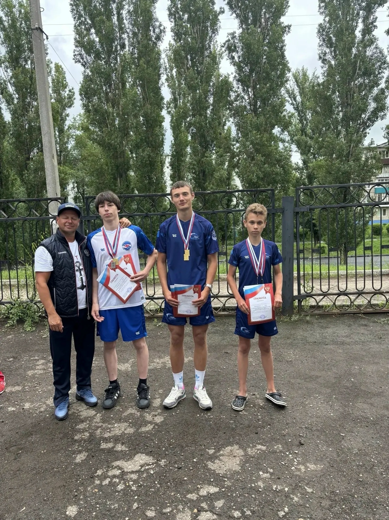 На Водном стадионе «Спортивной школы «Альбатрос» прошли Открытый Чемпионат и Первенство Балаковского муниципального района по воднолыжному спорту, посвященные Дню молодёжи России