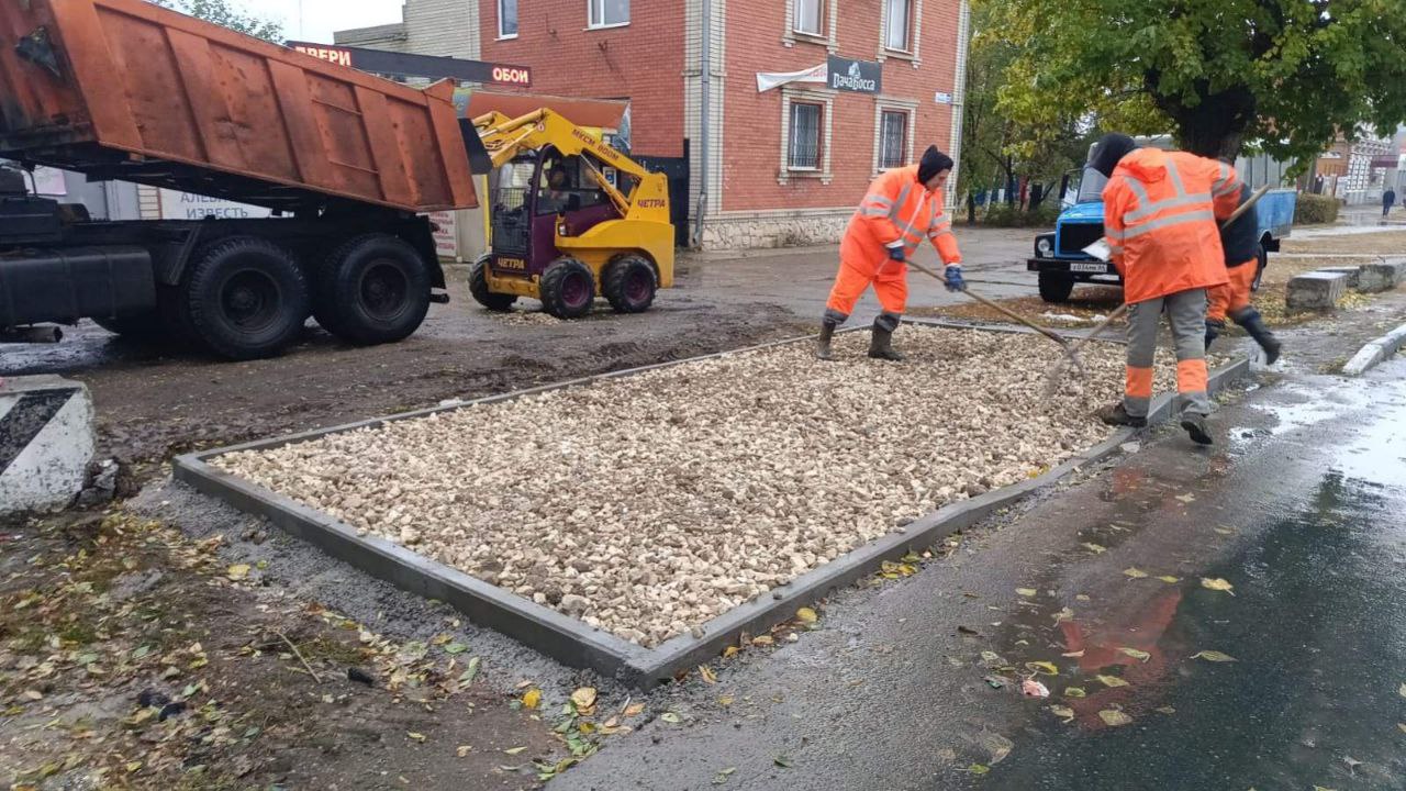 В городе Балаково в этом году установят 17 новых остановочных павильонов