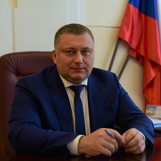 Дорогие балаковцы! Поздравляю Вас с Днем защитника Отечества!