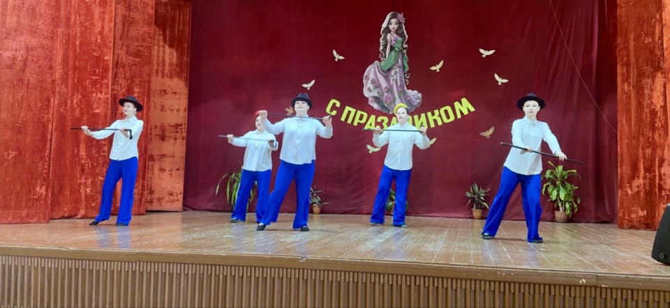 Праздничный концерт «Мелодия весны» в селе Матвеевка