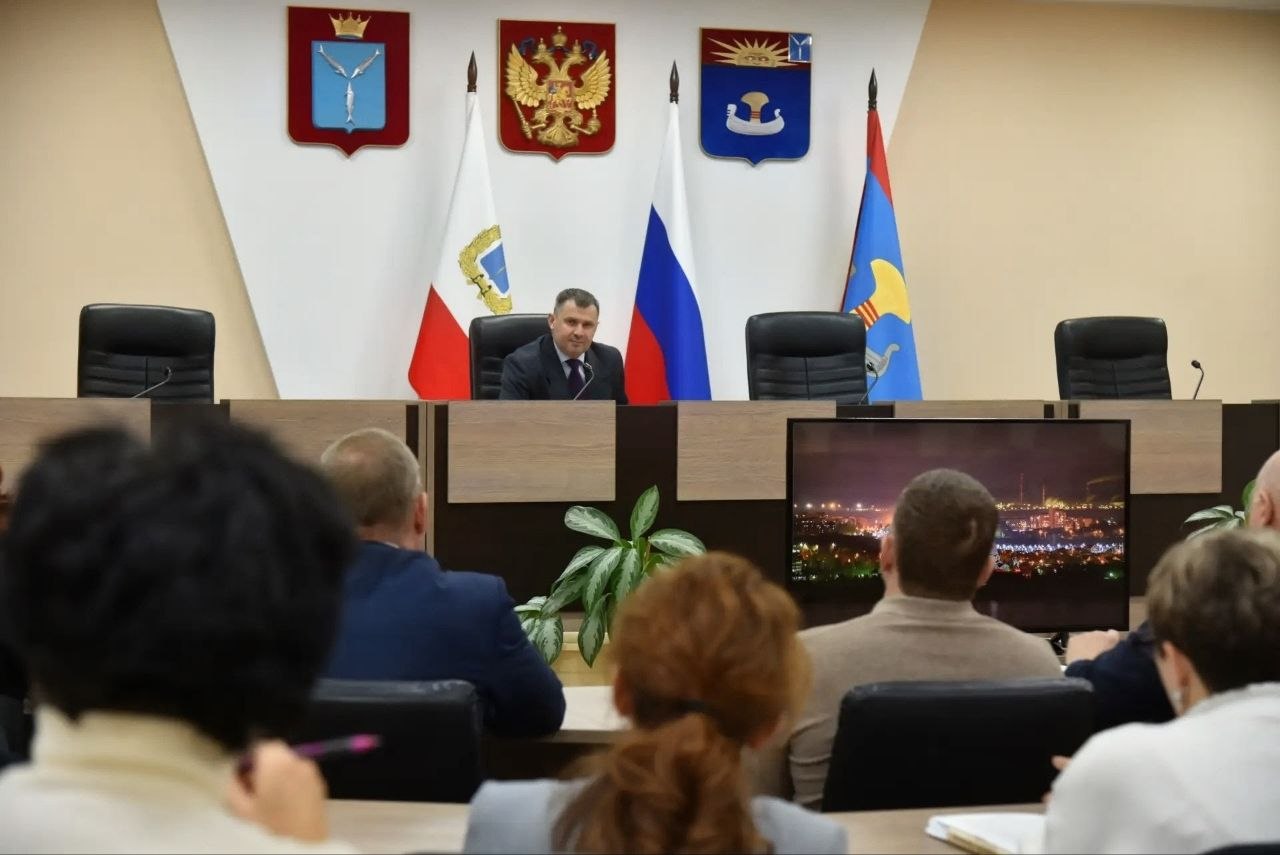 Сергей Барулин: сегодня провели рабочее совещание с участием руководителей структурных подразделений администрации