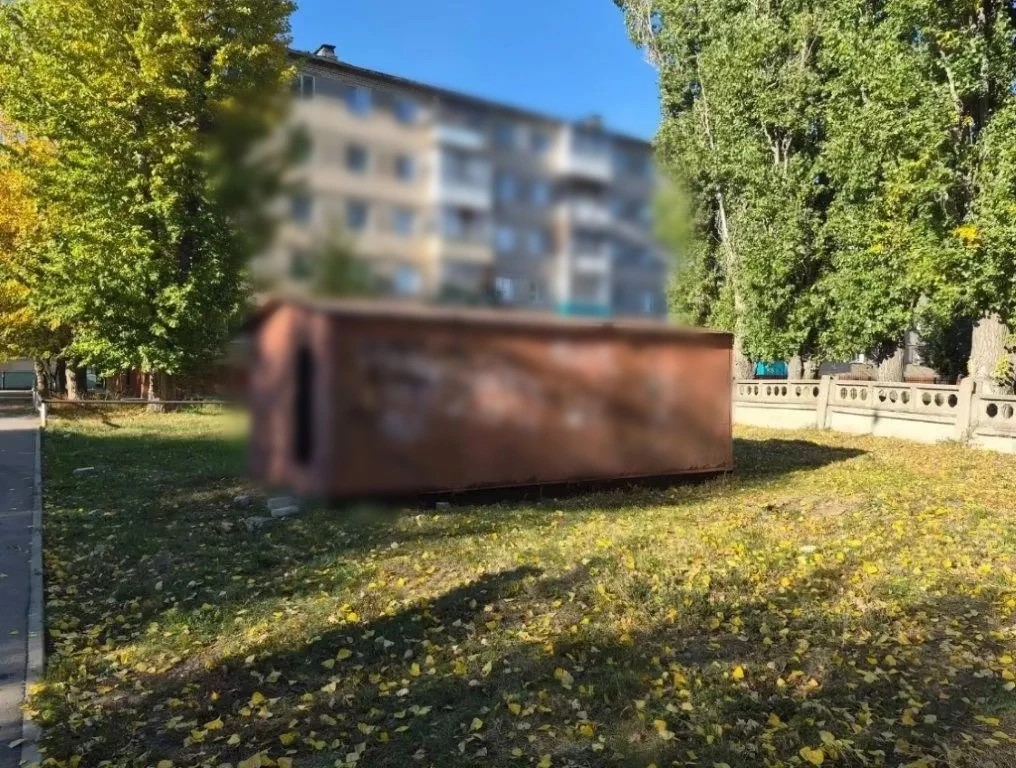 В Балаково продолжаются работы по демонтажу самовольно установленных гаражей 