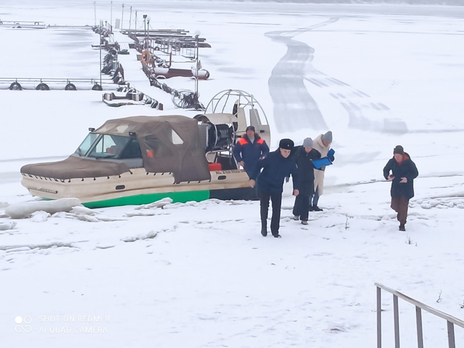 В городе Балаково состоялся рейд по безопасности на водных объектах в зимний период
