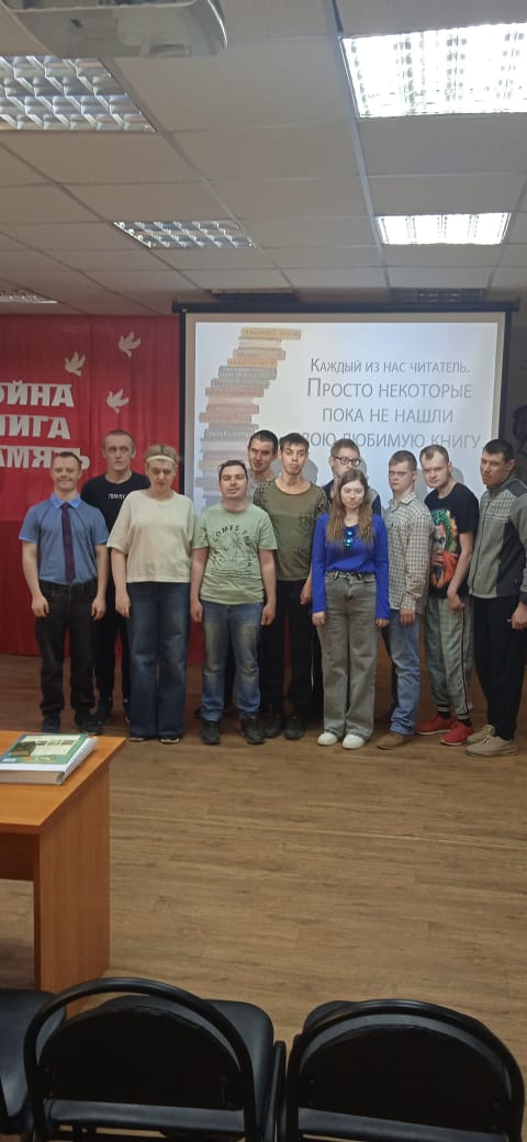 Детям балаковского дома-интерната рассказали о том, как создаются книги