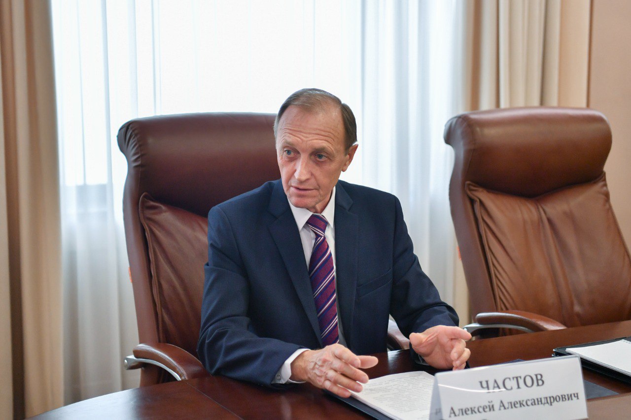 Губернатор Роман Бусаргин провел рабочую встречу с руководителем Управления Россельхознадзора по Саратовской и Самарской областям Алексеем Частовым