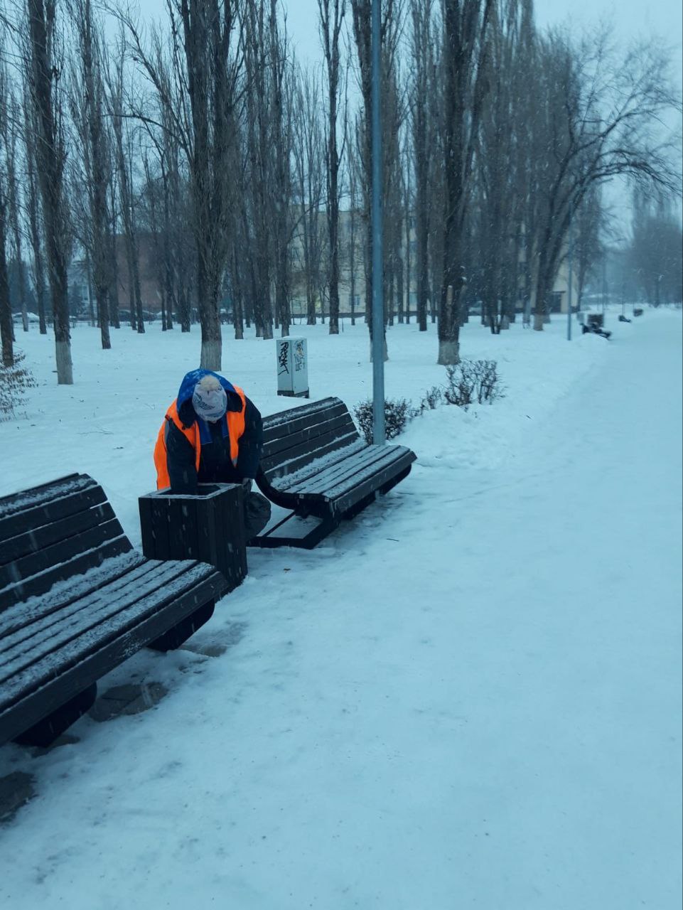 В благоустройстве города Балаково задействовано более сотни рабочих и 42 единицы техники