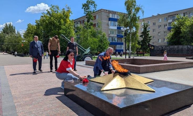 Быть воином – жить вечно. Участники программы «Время героев» Иван Амиров и Марат Сибаев проходят стажировку в Саратовской области