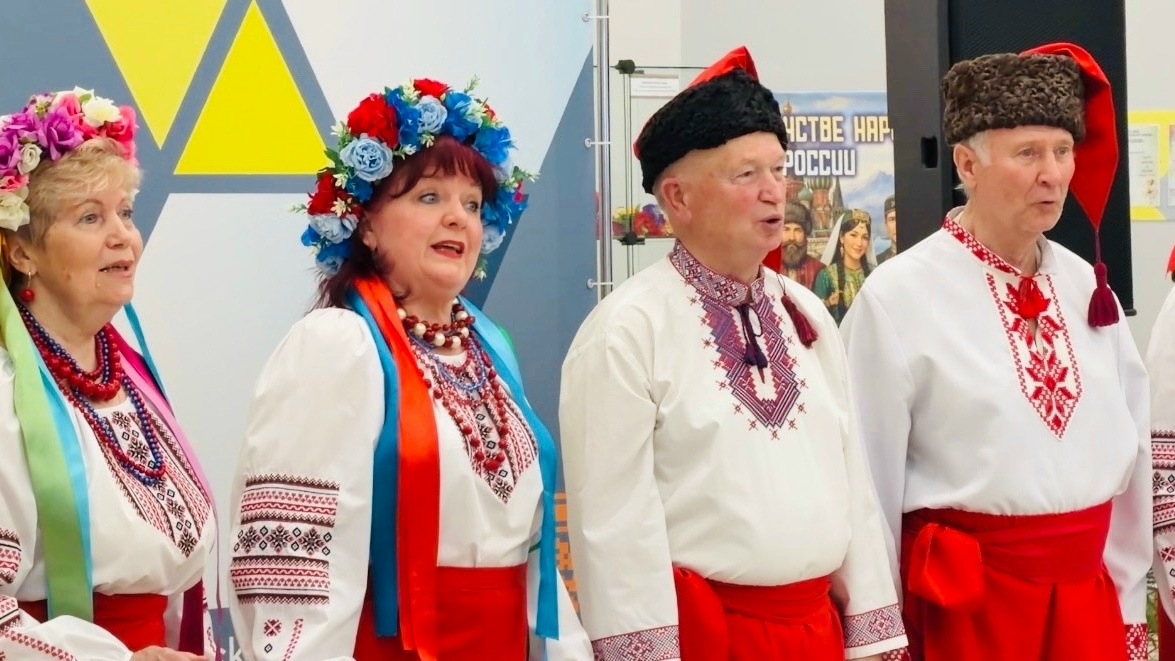 В Центре культурного развития состоялся яркий отчетный концерт творческих коллективов «Палитра творчества» 