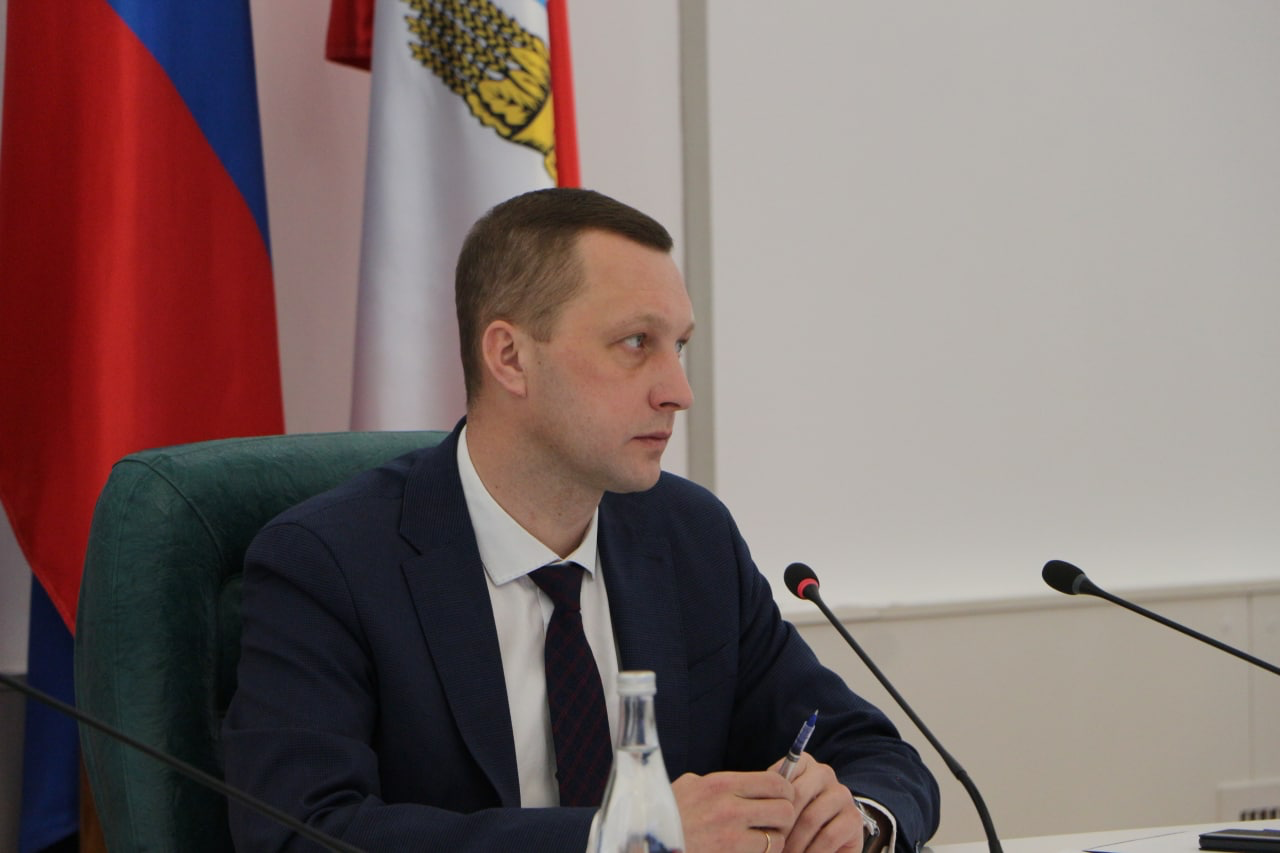 Роман Бусаргин провел встречу с представителями торговых сетей и производителями