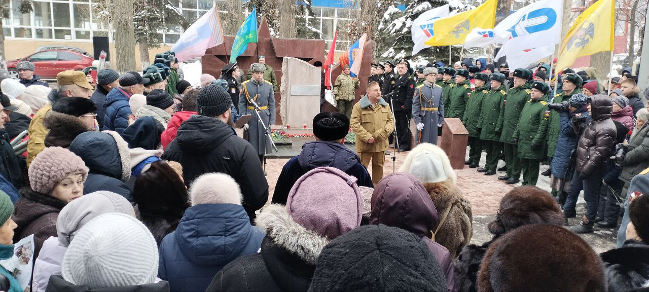 В преддверии Дня защитника Отечества сотрудники Росреестра Саратовской области организовали и стали участниками целого ряда тематических мероприятий