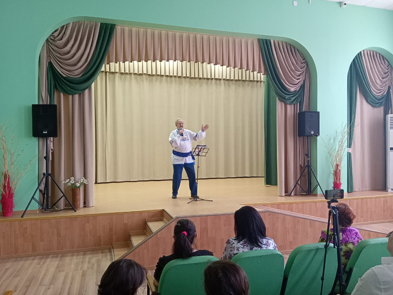 В Балаковском доме-интернате отпраздновали День семьи, любви и верности