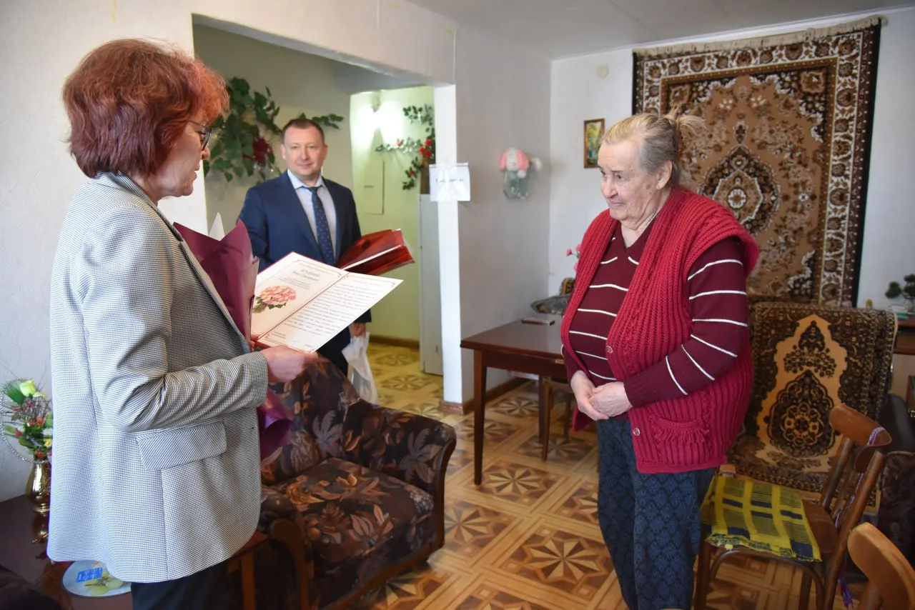 В день полного освобождения Ленинграда от фашистской блокады встретились с ветеранами - жителями блокадного Ленинграда