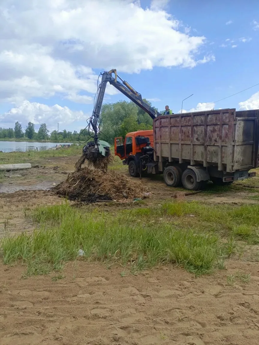 В Балаково активно идет подготовка пляжей к купальному сезону
