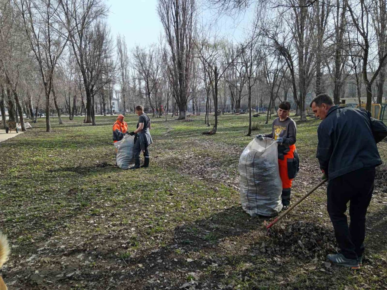Детский и Городской парки готовится к открытию летнего сезона