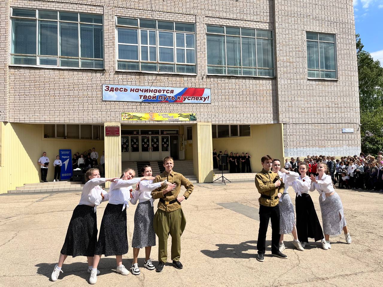 В школе №28 состоялся праздничный концерт «Победная весна»