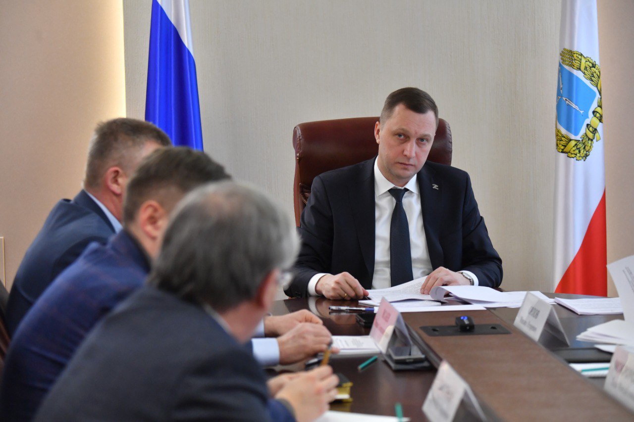 В Саратове разработают новые меры поддержки педагогов