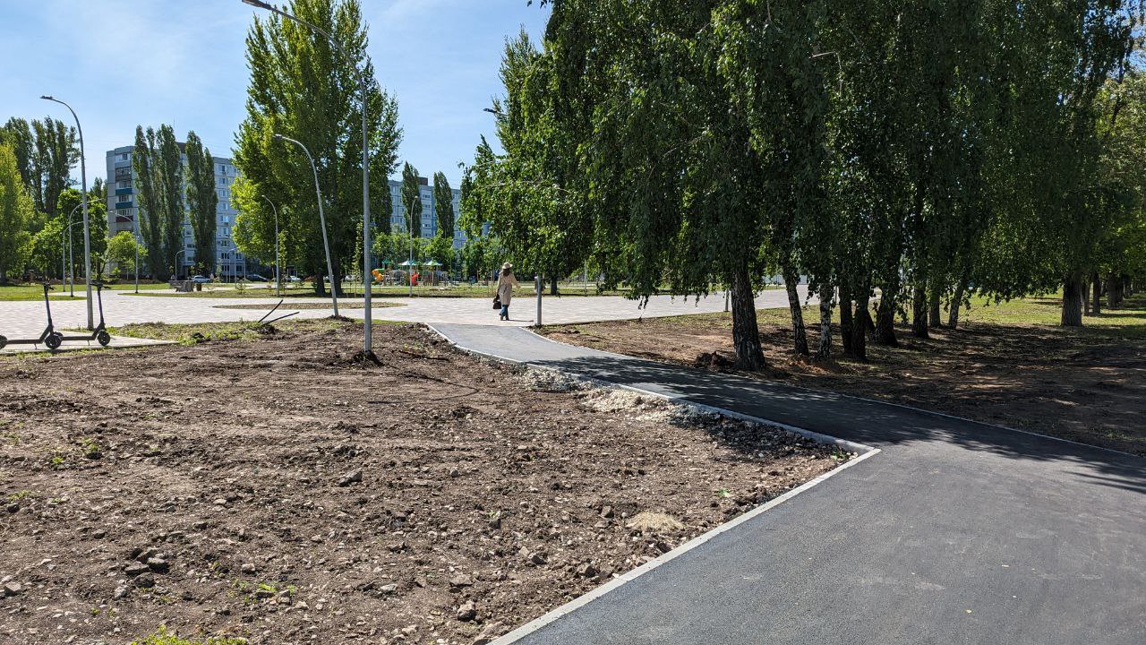 В Балакове продолжается благоустройство парка «Центральный»