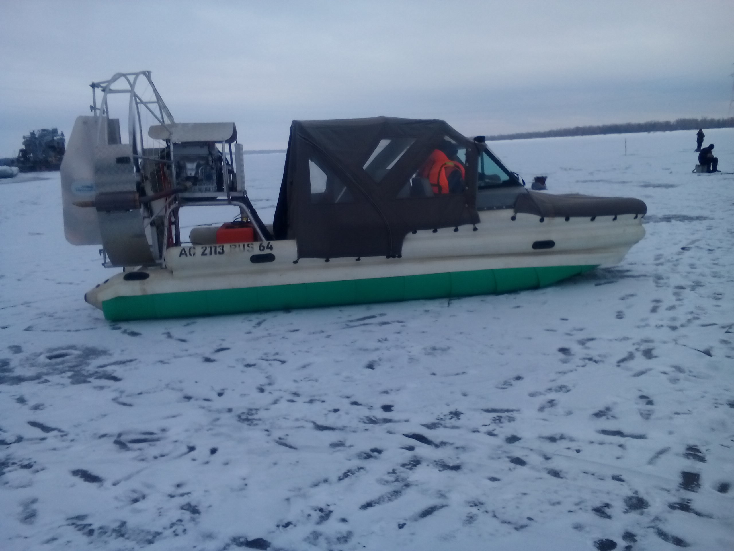 В городе Балаково состоялся рейд по безопасности на водных объектах в зимний период