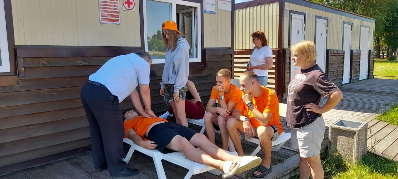 Безопасность на воде: Моряки-спасатели Балаково прошли актуальное обучение