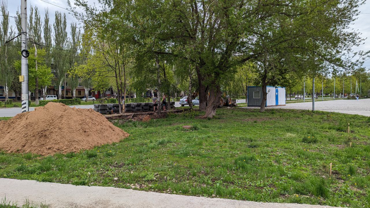 В парке «Центральный» начались работы по благоустройству