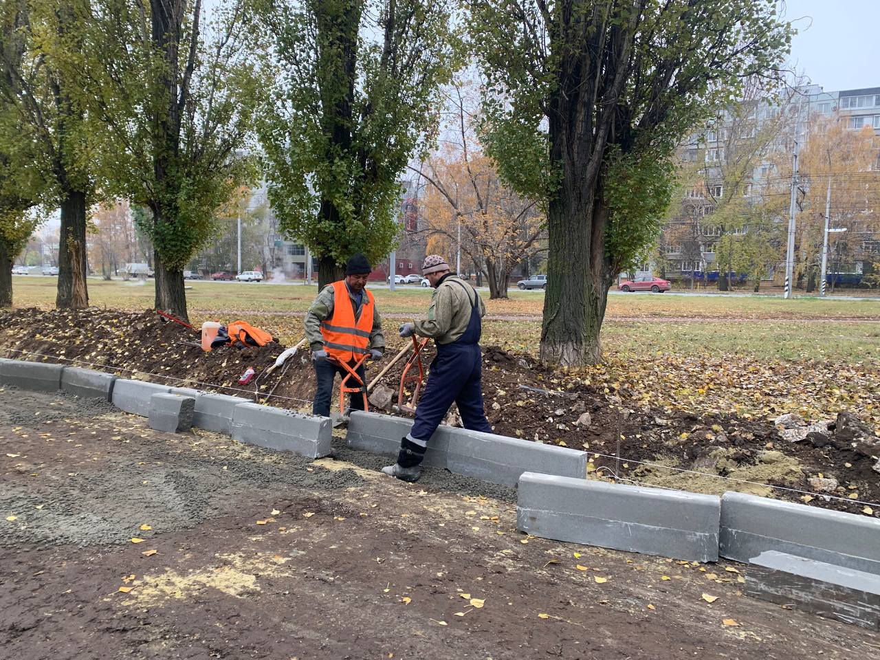 Еще на одном участке дублера улицы 30 лет Победы начались ремонтные работы