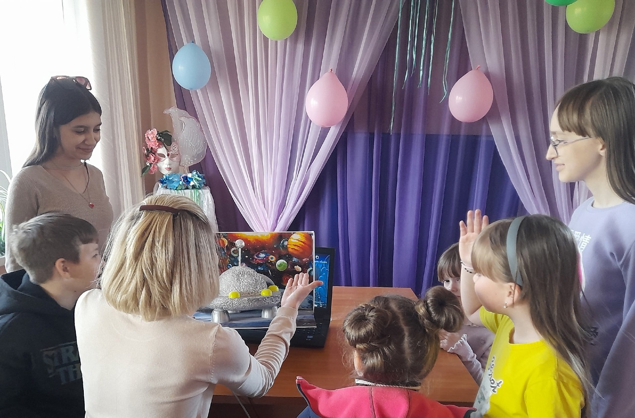 В детских клубах МАУ Городского подростково-молодёжного центра "Ровесник" ко дню Космонавтики прошли тематические мероприятия