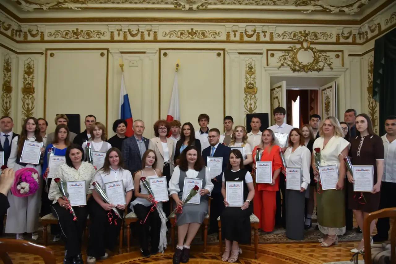 В Балаково чествовали активных и талантливых представителей молодёжи