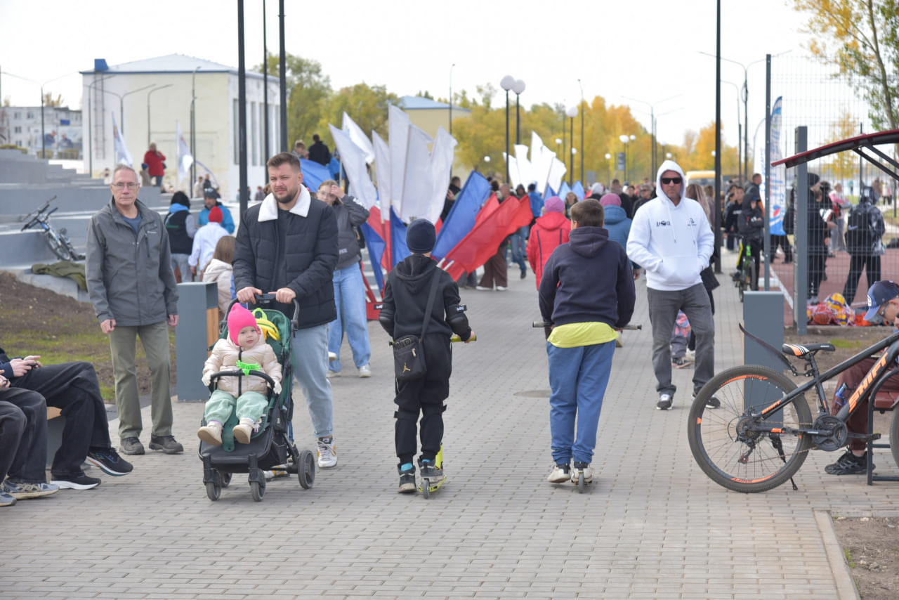 Фестиваль спорта на набережной у моста Победы: центр притяжения для жителей и гостей города Балаково