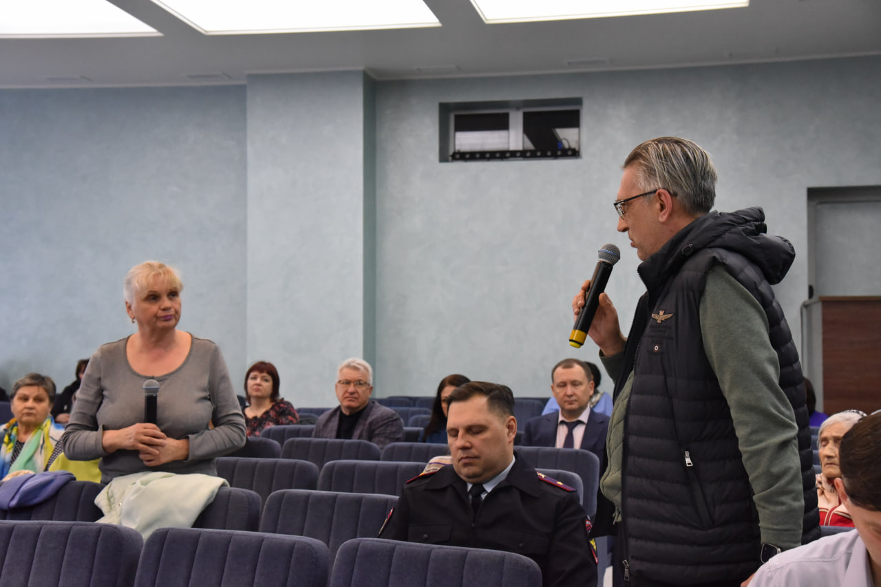 В школе №25 состоялась встреча с жителями