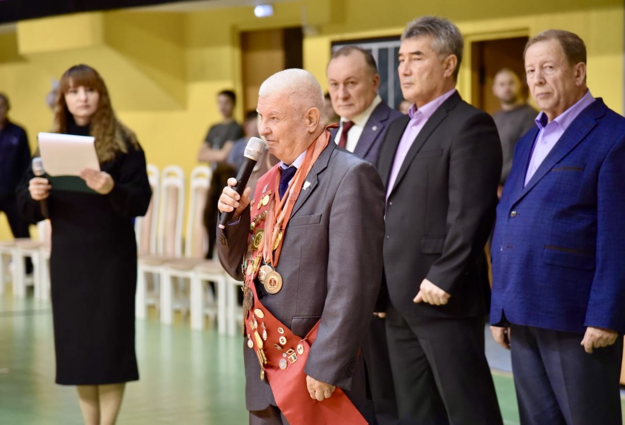 В городе Балаково состоялось открытие чемпионата и первенства БМР по боксу памяти Александра Сергеевича Колоскова
